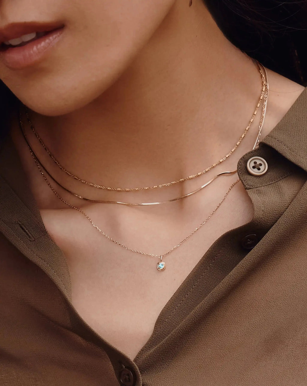 Solid Gold March Birthstone Pendant Necklace | 14k Solid Gold/Aquamarine