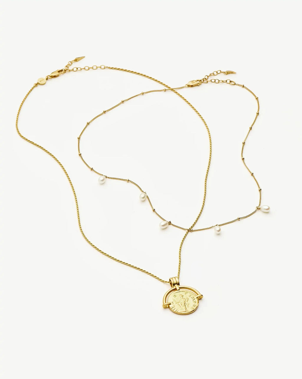 The Signature Pearl Necklace Set